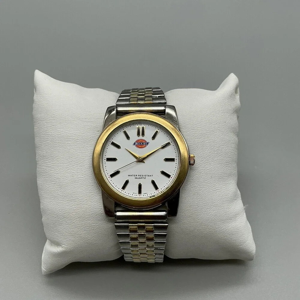 Dickies Mens Watch 36mm White Dial Silver Gold Tone Bracelet Quartz New Battery